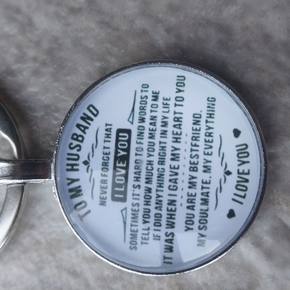 🔑2/$15 mix or match. " To My Husband " Keychain. - Picture 2 of 6
